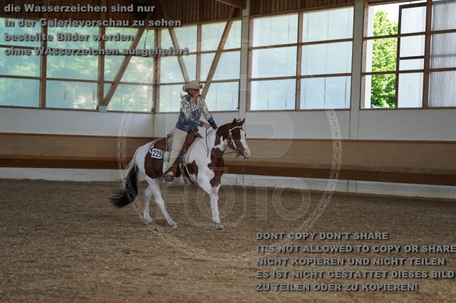 s_A_903468.JPG